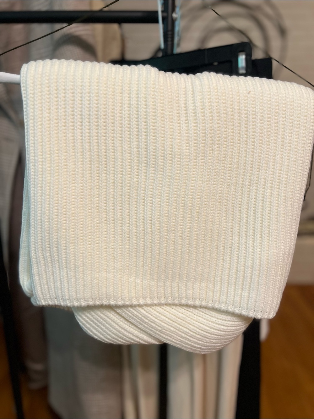 Cream Ribbed Crewneck Sweater - L - Picture 5 of 6